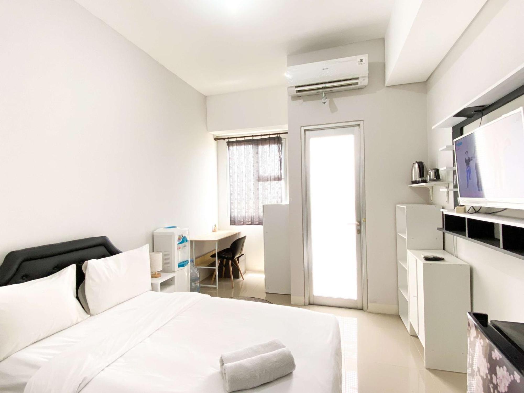 Apartemen Cozy Transpark Juanda Timur By Travelio *